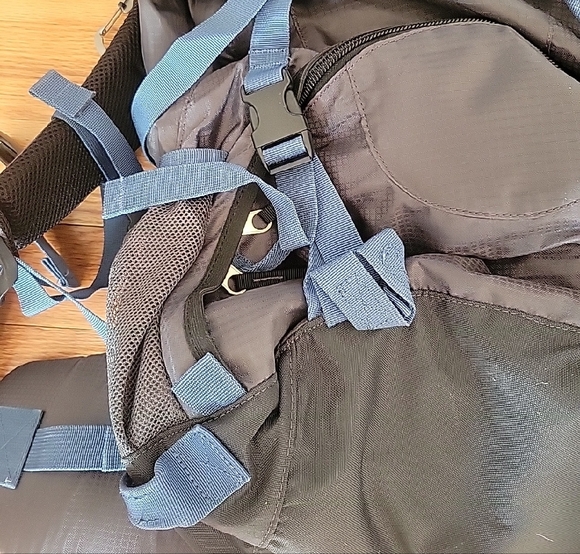 Field & Stream Internal Frame 65L Backpack - Picture 6 of 7